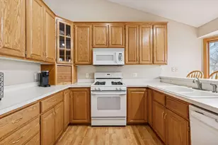 9487 Winslow N, Maple Grove, MN 55311 - Photo 18