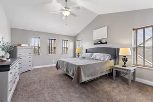 1289 Eagle Point Dr, Eagan, MN 55123 - Photo 24