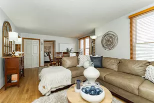 724 6th Ave SW, Rochester, MN 55902 - Photo 2