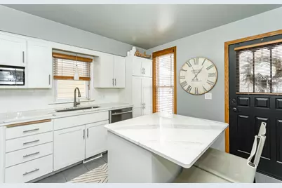 724 6th Avenue SW, Rochester, MN 55902 - Photo 14