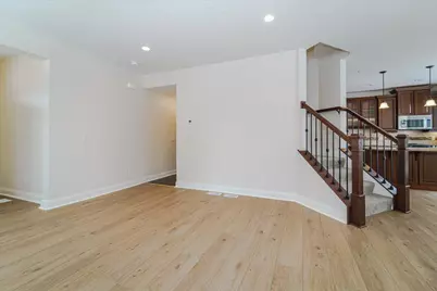 3237 Countryside Court #D, Woodbury, MN 55129 - Photo 8