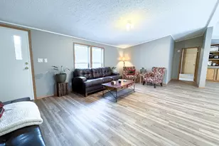 43927 Mdw Brk Dr, Clitherall, MN 56524 - Photo 4