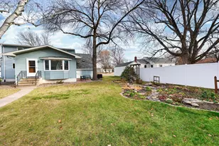 606 S 10th St, Olivia, MN 56277 - Photo 36