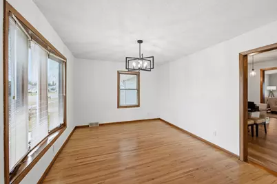 606 S 10th Street, Olivia, MN 56277 - Photo 8