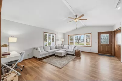 606 S 10th Street, Olivia, MN 56277 - Photo 16