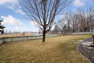 608 Ridge Dr SE, Saint Michael, MN 55376 - Photo 30