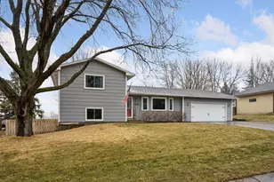 608 Ridge Dr SE, Saint Michael, MN 55376 - Photo 32