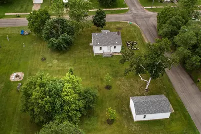 202 Lake Avenue S, Ottertail, MN 56571 - Photo 4