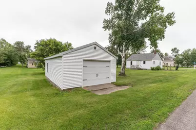 202 Lake Avenue S, Ottertail, MN 56571 - Photo 10