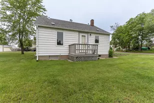 202 Lake Ave S, Ottertail, MN 56571 - Photo 8