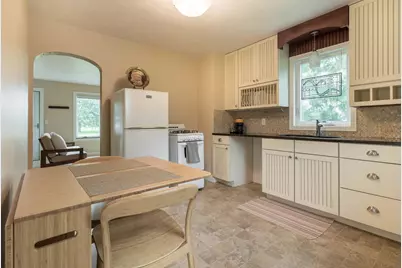 202 Lake Avenue S, Ottertail, MN 56571 - Photo 2