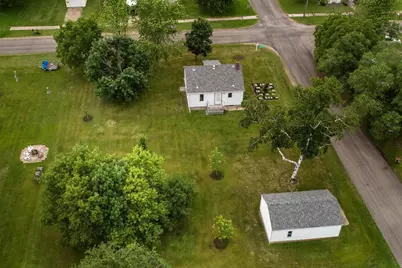 202 Lake Avenue S, Ottertail, MN 56571 - Photo 4