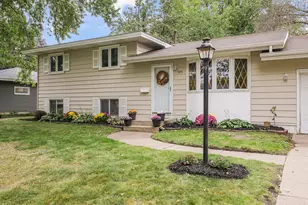 9109 Northwood Pkwy, New Hope, MN 55427 - Photo 32