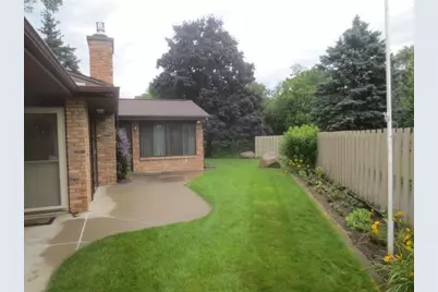 1160 Black Oaks Lane N, Plymouth, MN 55447 - Photo 2