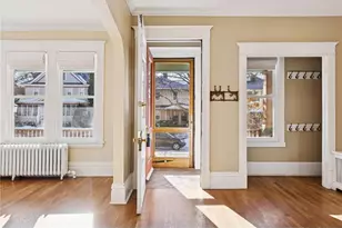 885 Linwood Ave, Saint Paul, MN 55105 - Photo 10