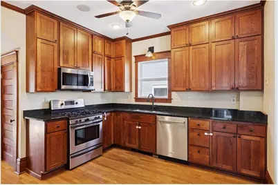 885 Linwood Avenue, Saint Paul, MN 55105 - Photo 20