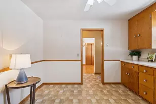 3925 Victoria St, Minnetonka, MN 55345 - Photo 12