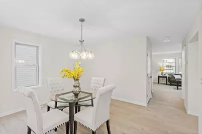 2210 Irving Avenue N, Minneapolis, MN 55411 - Photo 6