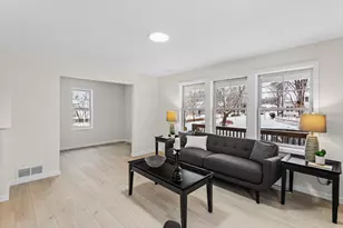 2210 Irving Ave N, Minneapolis, MN 55411 - Photo 4