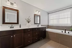 2260 Starburst Dr SW, Rochester, MN 55902 - Photo 14