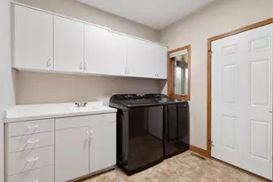 1602 26th St SW, Austin, MN 55912 - Photo 30