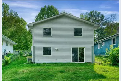 2079 3rd Street N, North Saint Paul, MN 55109 - Photo 4