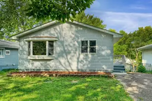 2079 3rd St N, North Saint Paul, MN 55109 - Photo 2