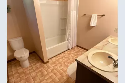 2701 4th Avenue NW, Austin, MN 55912 - Photo 24