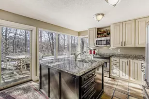 2081 Meeting St, Wayzata, MN 55391 - Photo 10