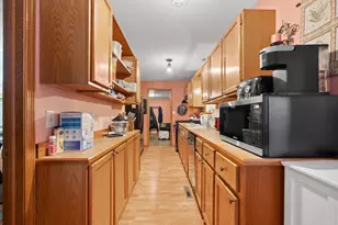 656 Lincoln Dr, Wyoming, MN 55092 - Photo 6