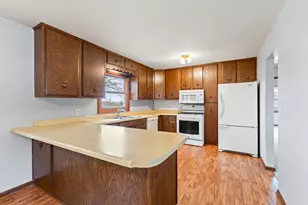 223 Rena Belle St NW, Eyota, MN 55934 - Photo 8