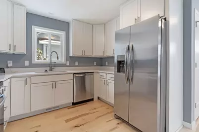 3550 Queen Avenue N, Minneapolis, MN 55412 - Photo 4