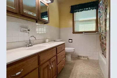 1025 Pershing Boulevard, Worthington, MN 56187 - Photo 18