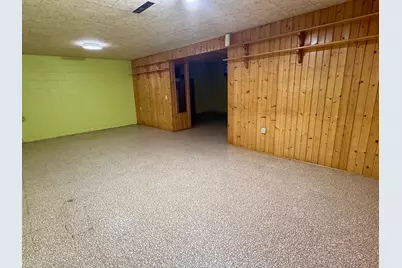 1025 Pershing Boulevard, Worthington, MN 56187 - Photo 26