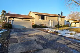 3016 80th Ave N, Brooklyn Park, MN 55444 - Photo 1