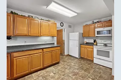 413 Sylvan Street, Owatonna, MN 55060 - Photo 6