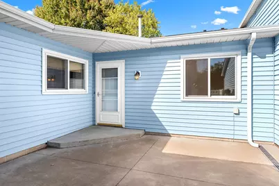 38558 Grand Avenue, North Branch, MN 55056 - Photo 2