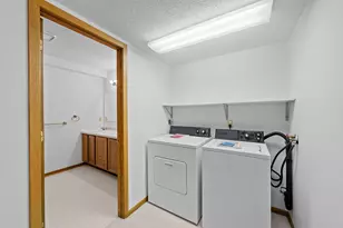 38558 Grand Ave, North Branch, MN 55056 - Photo 24