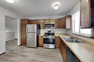 3401 75th Ave N, Brooklyn Park, MN 55443 - Photo 4