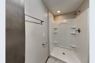 3401 75th Avenue N, Brooklyn Park, MN 55443 - Photo 16