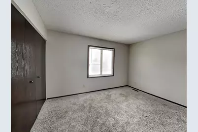 3401 75th Avenue N, Brooklyn Park, MN 55443 - Photo 6