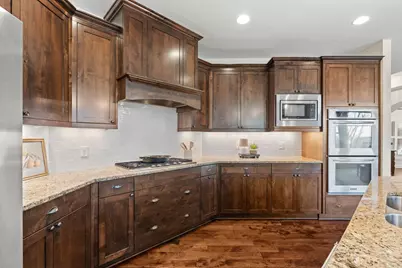 11668 Azure Court, Inver Grove Heights, MN 55077 - Photo 12