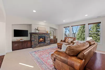 11668 Azure Court, Inver Grove Heights, MN 55077 - Photo 8