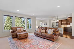 11668 Azure Ct, Inver Grove Heights, MN 55077 - Photo 10