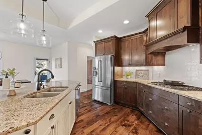 11668 Azure Court, Inver Grove Heights, MN 55077 - Photo 12