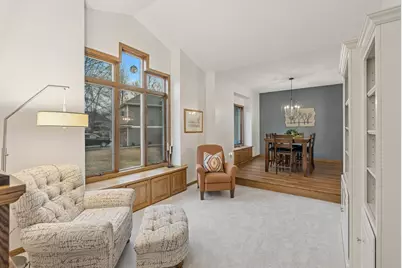 440 Elsie Inn, Mahtomedi, MN 55115 - Photo 4