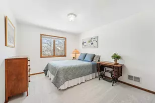 440 Elsie Inn, Mahtomedi, MN 55115 - Photo 32