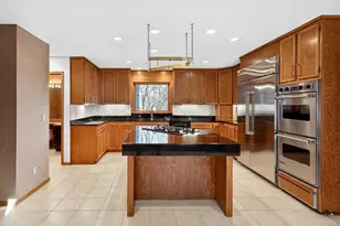 9208 Yukon Ave S, Bloomington, MN 55438 - Photo 10