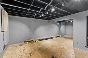 193 150th St W, Apple Valley, MN 55124 - Photo 16