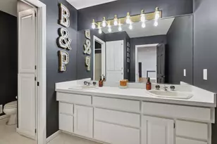 7041 Kenmare Dr, Bloomington, MN 55438 - Photo 66